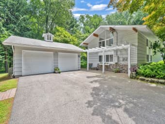 12 Twin Ponds Drive, Farmington, CT, 06085