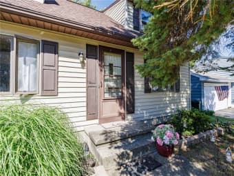 573 Harvest Dr, Greece, NY, 14626