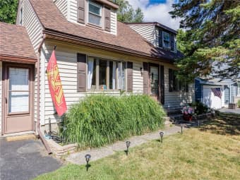 573 Harvest Dr, Greece, NY, 14626