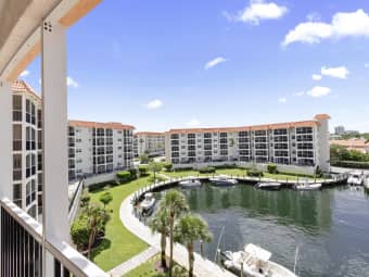 V443/2871 N Ocean Blvd, Boca Raton, FL, 33431