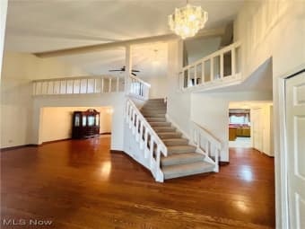 16730 Lake Circle Drive, Strongsville, OH, 44136