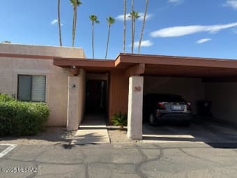 30/1949 North Swan Road, Tucson, AZ, 85712