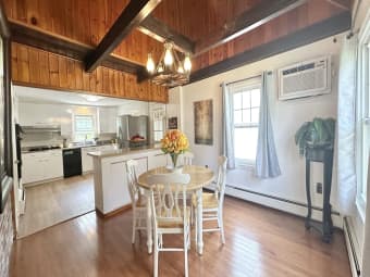 12 New Searles Rd, Nashua, NH, 03062