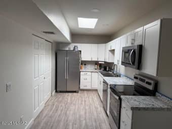 30/1949 North Swan Road, Tucson, AZ, 85712