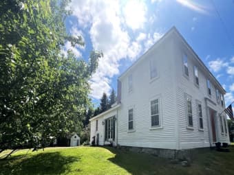 41 Amesbury Road, Rockingham County, NH, 03858