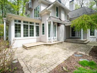 2743 Lakeshore Drive, Fennville, MI, 49408