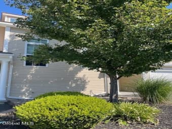 202 Royale Ct, Troy, NY, 12180