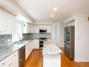 9 Heidi Lane, Worcester County, MA, 01519