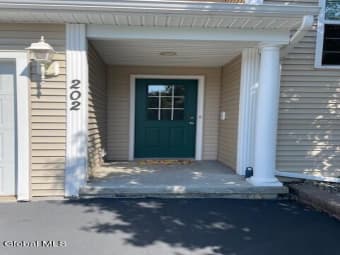 202 Royale Ct, Troy, NY, 12180