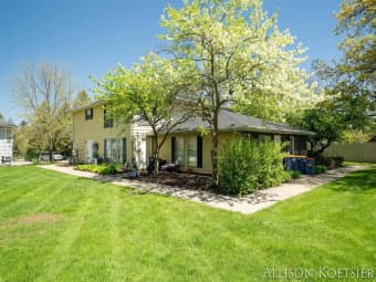 1370 Beckwith View Avenue Northeast, Grand Rapids, MI, 49505