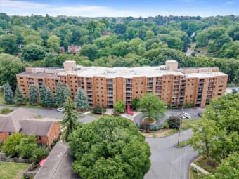 614/1500 Cochran Road, Pittsburgh, PA, 15243