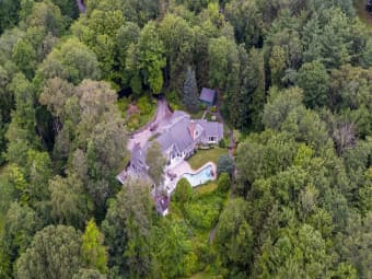 8 Up the Road, West Simsbury, CT, 06092