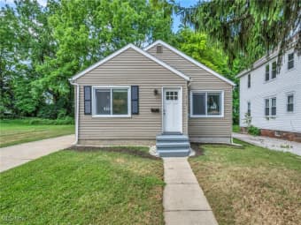 912 Peckham Street, Akron, OH, 44320