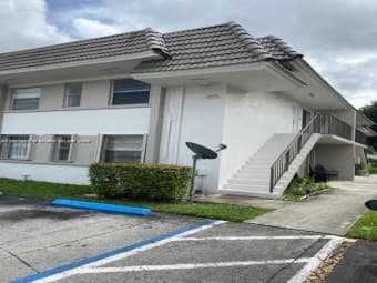 4/6871 SW 129th Ave, Kendale Lakes, FL, 33183