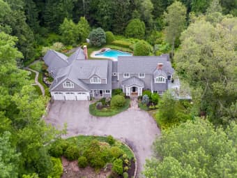8 Up the Road, West Simsbury, CT, 06092