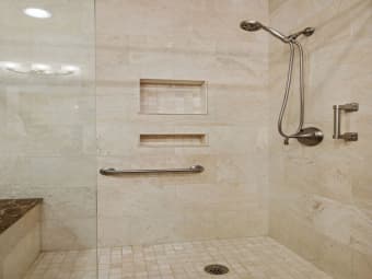 905/3209 Galleria, Edina, MN, 55435