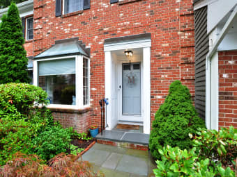 142/142 Tunxis Village, Hartford County, CT, 06032