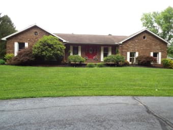 1110 Burr Oak Boulevard, Nelsonville, OH, 45764