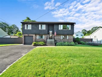1583 5th Street, West Babylon, NY, 11704