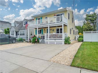 227 12th St S, Brigantine, NJ, 08203