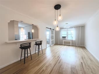 2JS/800 Grand Concourse Street, New York, NY, 10451