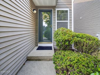 102 Harvard Rd, Watervliet, NY, 12189