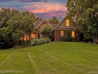 2026 Ricks Court, Brighton, MI, 48114