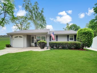 1607 Warwick Lane, Schaumburg, IL, 60193