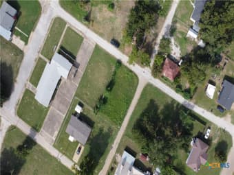 1009 North Madison Avenue, Cameron, TX, 76520
