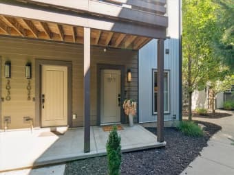 2026 Celadon Drive Northeast, Grand Rapids, MI, 49525