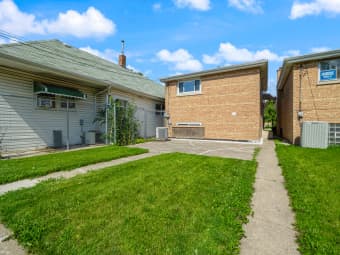 8532 South Prairie Avenue, Chicago, IL, 60619