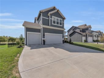 1813 Southwest Merryman Drive, Lee's Summit, MO, 64082
