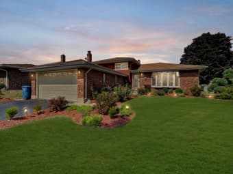 510 West Millns Court, Addison, IL, 60101