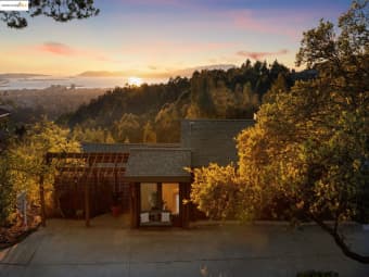 6049 Skyline Boulevard, Oakland, CA, 94611