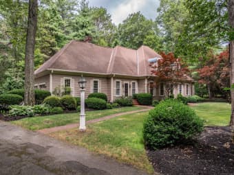 6 Salisbury Way, Farmington, CT, 06032