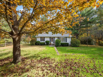 55 Warren St, Worcester County, MA, 01505