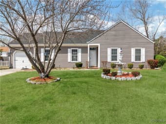 300 Creekwood Dr, Chesapeake, VA, 23323
