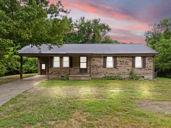 406 East Maple Street, Salyersville, KY, 41465