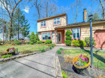 922 Seaside Ave, Absecon, NJ, 08201