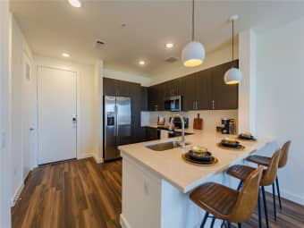 604-301/604 East Highland Mall Boulevard, Austin, TX, 78752
