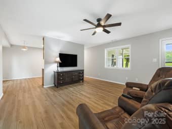 1007 Dula Road, Spruce Pine, NC, 28777