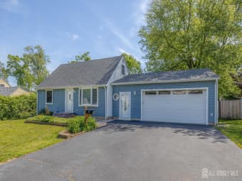 7 Winslow Avenue, Middlesex County, NJ, 08816