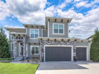 4204 SW Stoney Brook Dr, Lee's Summit, MO, 64082