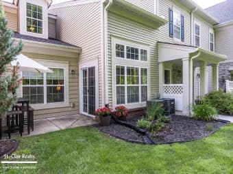25882 Maritime Cir S, Harrison, MI, 48045