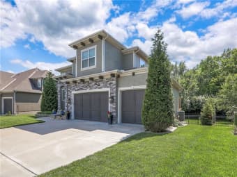 4204 SW Stoney Brook Dr, Lee's Summit, MO, 64082