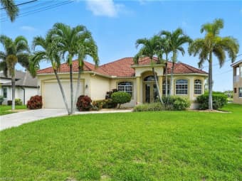 227 Southwest 28th Terrace, Cape Coral, FL, 33914