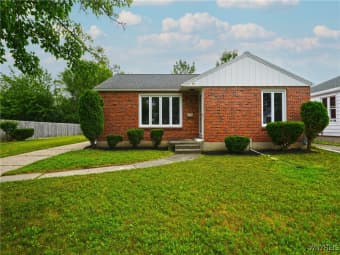 91 Moore Avenue, Tonawanda Town, NY, 14223