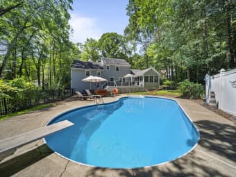 85 Wire Rd, Hillsborough County, NH, 03054