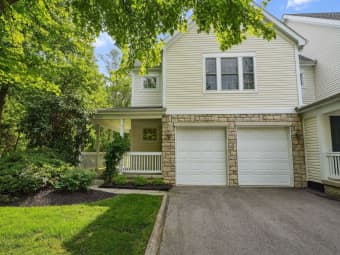 1233 Sanctuary Pl, Gahanna, OH, 43230