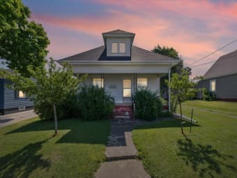 121 South Walnut Street, Westville, IL, 61883